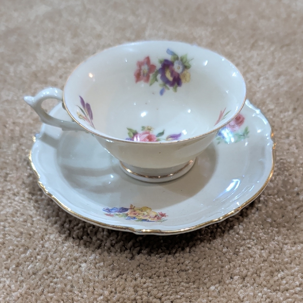 Post WWII Schwarzenhammer Bavarian Teacup And Saucer